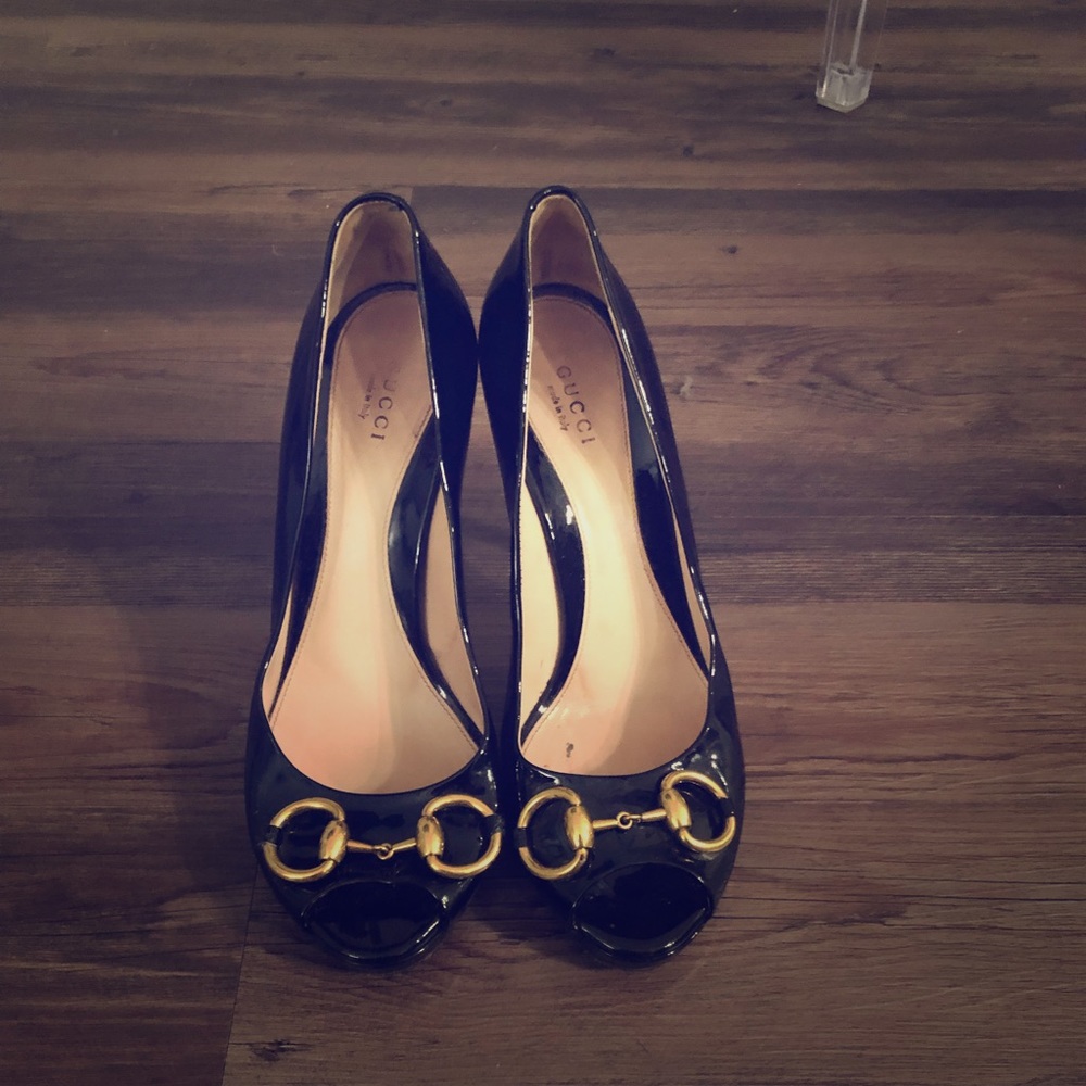 Classic Gucci Patent leather shoe